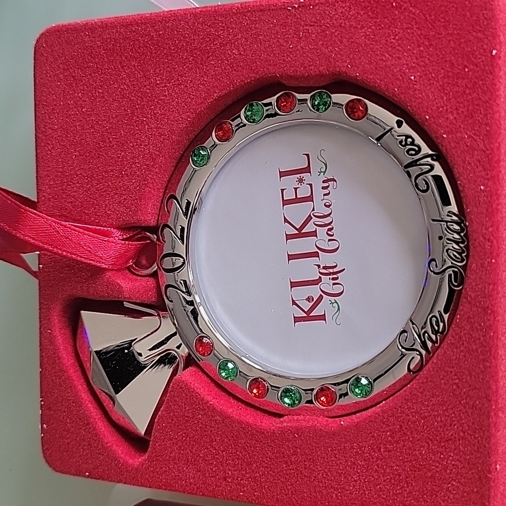 KLIKEL.  Christmas Ornament 2022 Wedding Ring Photo Frame. NIB.